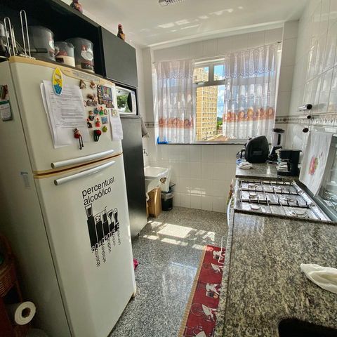 Apartamento à venda com 171m², 4 quartos e 2 vagas Apartamento à venda com 171m², 4 quartos e 2 vagasCozinha