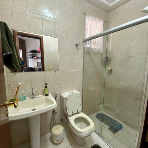 Apartamento à venda com 171m², 4 quartos e 2 vagas Apartamento à venda com 171m², 4 quartos e 2 vagasBanheiro Social