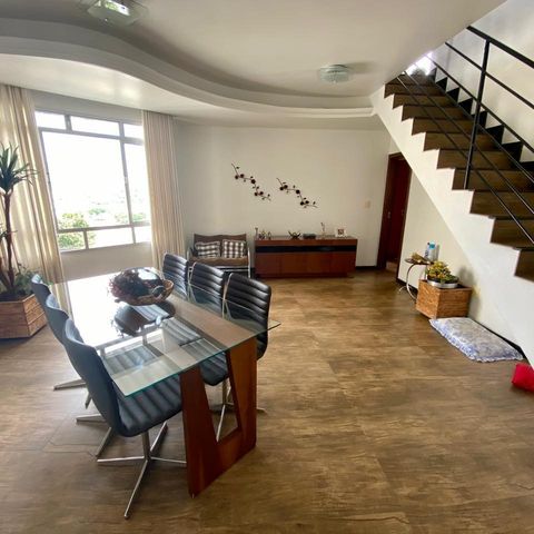 Apartamento à venda com 171m², 4 quartos e 2 vagas Apartamento à venda com 171m², 4 quartos e 2 vagasSala