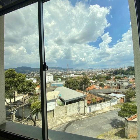 Apartamento à venda com 171m², 4 quartos e 2 vagas Apartamento à venda com 171m², 4 quartos e 2 vagasVista
