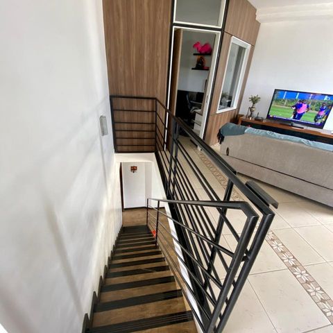 Apartamento à venda com 171m², 4 quartos e 2 vagas Apartamento à venda com 171m², 4 quartos e 2 vagasSala