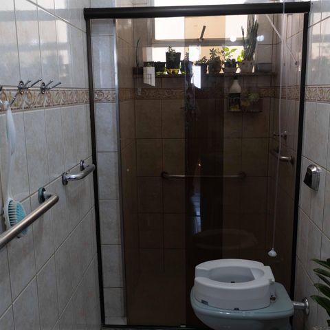 Apartamento à venda com 70m², 3 quartos e 1 vaga Apartamento à venda com 70m², 3 quartos e 1 vagaBanheiro Social