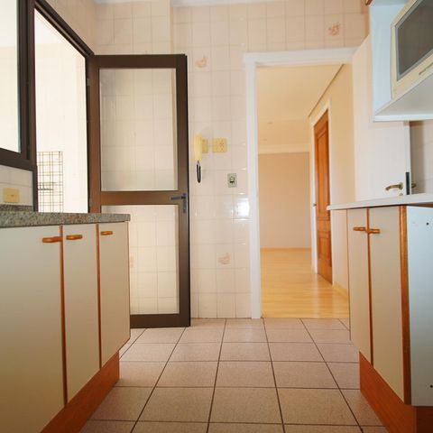 Apartamento à venda com 90m², 2 quartos e 1 vagaCozinha