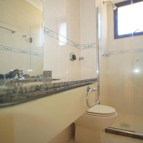 Apartamento à venda com 90m², 2 quartos e 1 vagaBanheiro Social