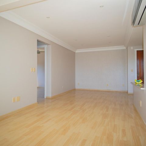Apartamento à venda com 90m², 2 quartos e 1 vagaSala