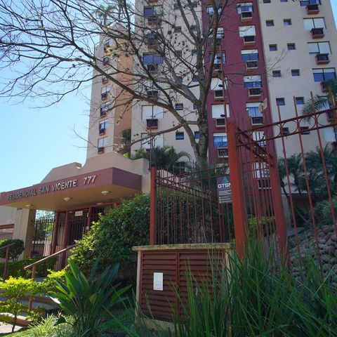 Apartamento à venda com 90m², 2 quartos e 1 vagaFachada e Portaria