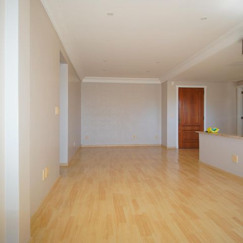 Apartamento à venda com 90m², 2 quartos e 1 vagaSala
