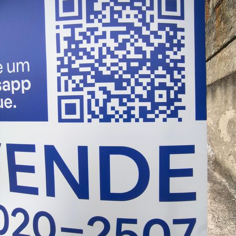 Casa à venda com 107m², 2 quartos e 2 vagas Casa à venda com 107m², 2 quartos e 2 vagasPlaca