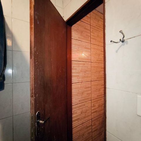 Casa à venda com 107m², 2 quartos e 2 vagas Casa à venda com 107m², 2 quartos e 2 vagasBanheiro da Suíte