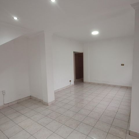 Casa para alugar com 300m², 5 quartos e 2 vagas Casa para alugar com 300m², 5 quartos e 2 vagasSala