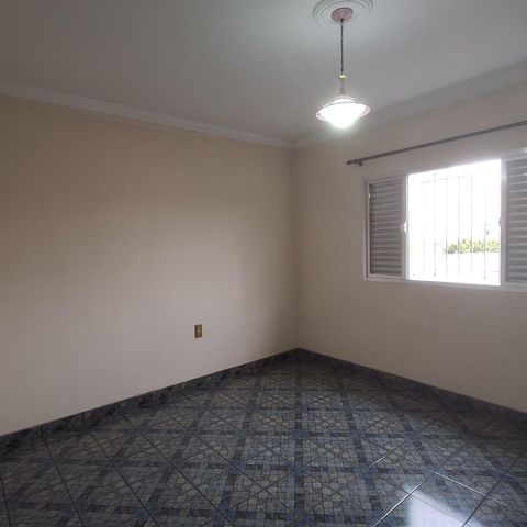 Casa para alugar com 300m², 5 quartos e 2 vagas Casa para alugar com 300m², 5 quartos e 2 vagasCasa 2 Quarto 2