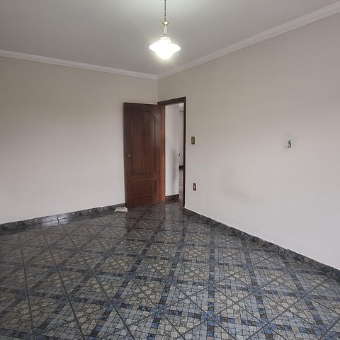 Casa para alugar com 300m², 5 quartos e 2 vagas Casa para alugar com 300m², 5 quartos e 2 vagasCasa 2 Quarto 2