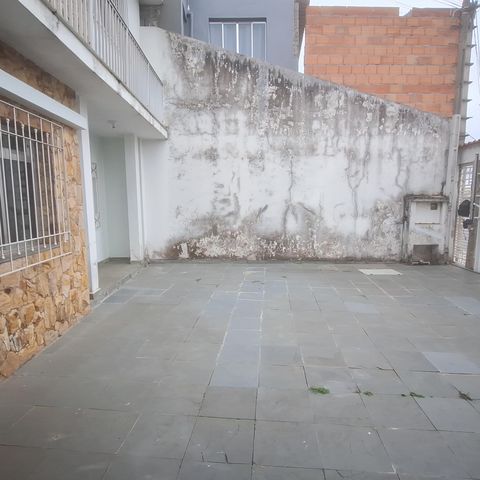 Casa para alugar com 300m², 5 quartos e 2 vagas Casa para alugar com 300m², 5 quartos e 2 vagasQuintal