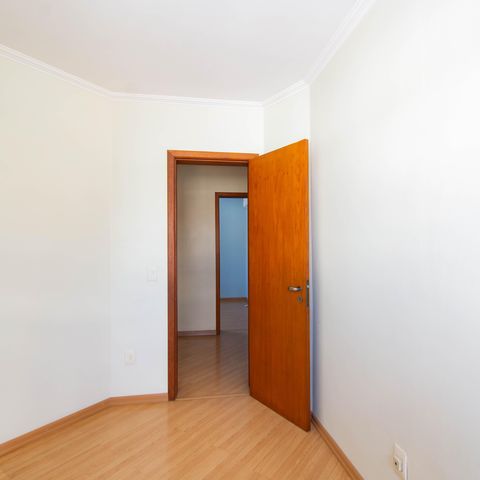 Casa para alugar com 325m², 4 quartos e 4 vagas Casa para alugar com 325m², 4 quartos e 4 vagasQuarto 4
