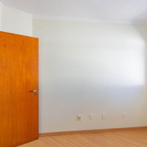 Casa para alugar com 325m², 4 quartos e 4 vagas Casa para alugar com 325m², 4 quartos e 4 vagasQuarto 4