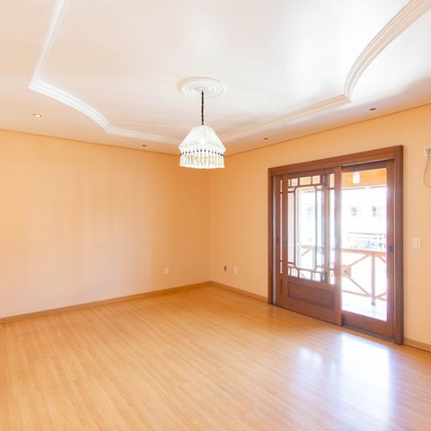 Casa para alugar com 325m², 4 quartos e 4 vagas Casa para alugar com 325m², 4 quartos e 4 vagasQuarto 1