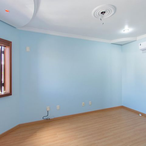 Casa para alugar com 325m², 4 quartos e 4 vagas Casa para alugar com 325m², 4 quartos e 4 vagasQuarto 3