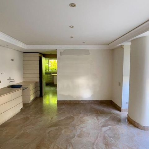 Casa à venda com 740m², 4 quartos e 6 vagas