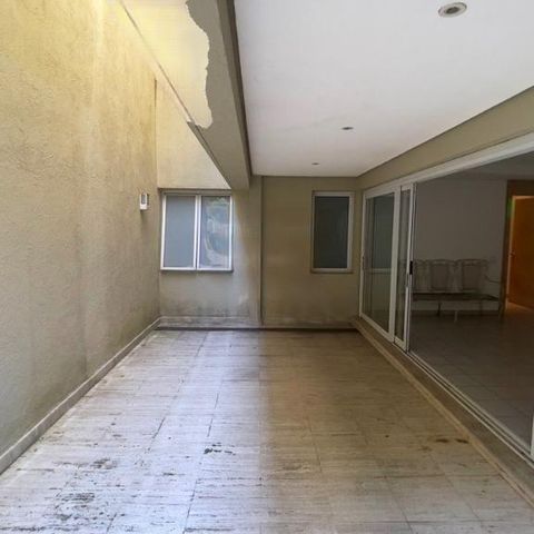Casa à venda com 740m², 4 quartos e 6 vagas