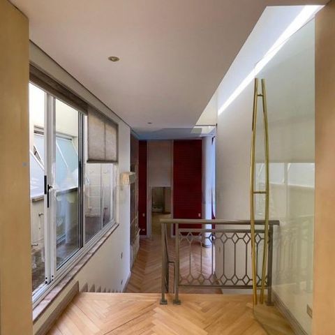 Casa à venda com 740m², 4 quartos e 6 vagas