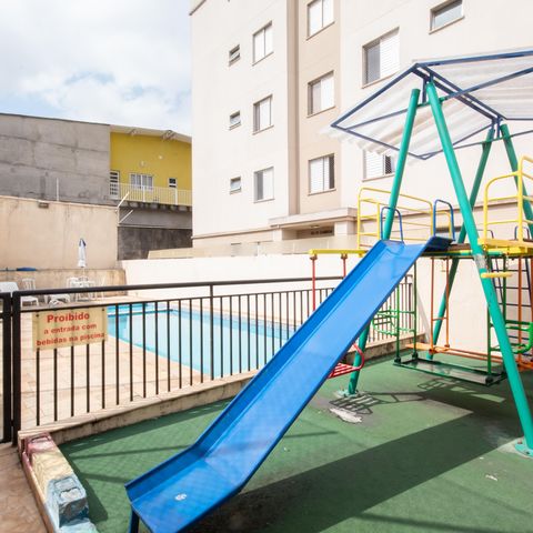 Apartamento à venda com 44m², 2 quartos e 1 vaga Apartamento à venda com 44m², 2 quartos e 1 vagaÁrea comum - Playground