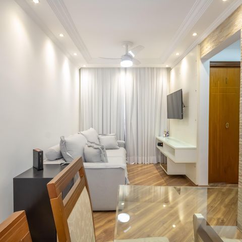 Apartamento à venda com 44m², 2 quartos e 1 vaga Apartamento à venda com 44m², 2 quartos e 1 vagaSala