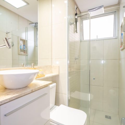 Apartamento à venda com 44m², 2 quartos e 1 vaga Apartamento à venda com 44m², 2 quartos e 1 vagaBanheiro