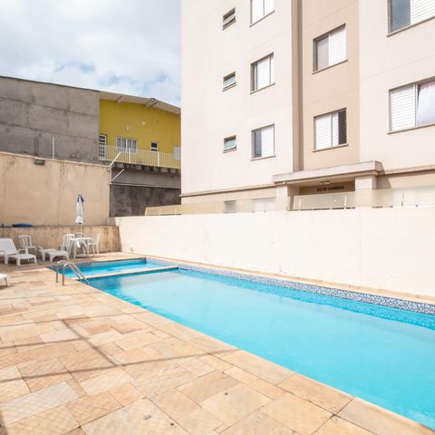Apartamento à venda com 44m², 2 quartos e 1 vaga Apartamento à venda com 44m², 2 quartos e 1 vagaÁrea comum - Piscina