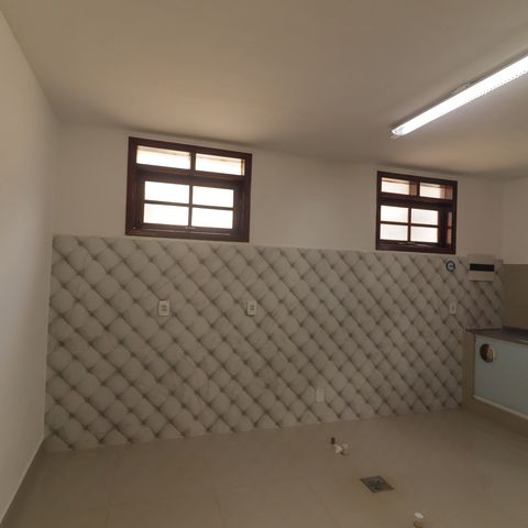 Casa à venda com 270m², 3 quartos e 4 vagas Casa à venda com 270m², 3 quartos e 4 vagasCozinha