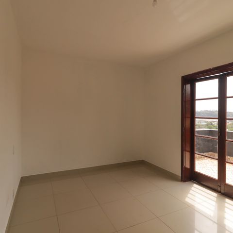 Casa à venda com 270m², 3 quartos e 4 vagas Casa à venda com 270m², 3 quartos e 4 vagasQuarto