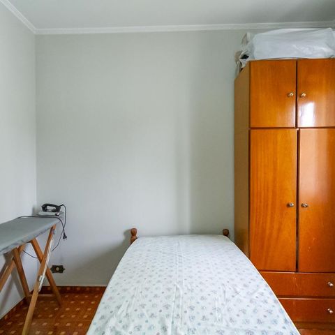 Casa à venda com 255m², 3 quartos e 4 vagas Casa à venda com 255m², 3 quartos e 4 vagasQuarto 1