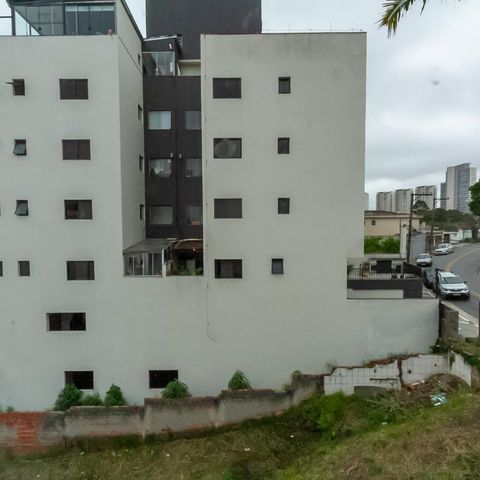 Casa à venda com 255m², 3 quartos e 4 vagas Casa à venda com 255m², 3 quartos e 4 vagasVista do Quarto 1