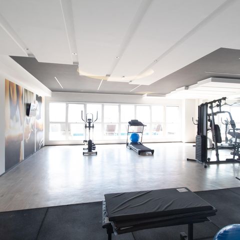 Apartamento à venda com 65m², 3 quartos e 2 vagas Apartamento à venda com 65m², 3 quartos e 2 vagasÁrea comum - Academia