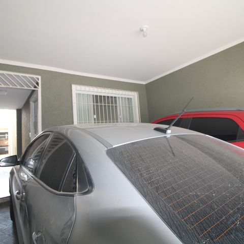 Casa à venda com 125m², 3 quartos e 2 vagasGaragem