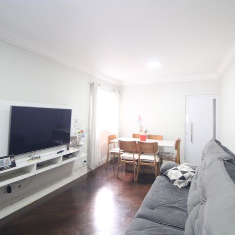 Casa à venda com 125m², 3 quartos e 2 vagasSala