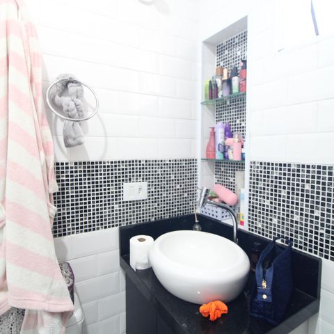 Casa à venda com 125m², 3 quartos e 2 vagasBanheiro da Suite 2