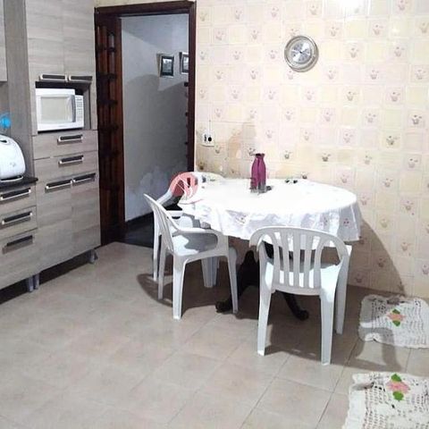 Casa à venda com 116m², 3 quartos e 2 vagas