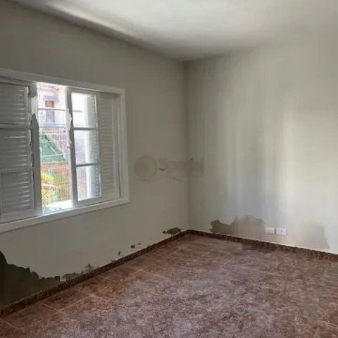 Casa à venda com 100m², 2 quartos e 2 vagas