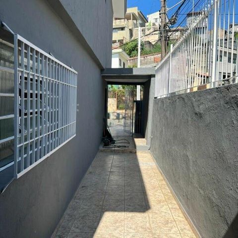 Casa à venda com 100m², 2 quartos e 2 vagas
