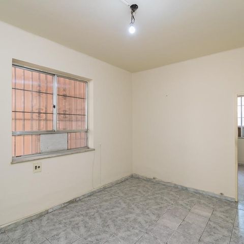 Apartamento à venda com 64m², 2 quartos e sem vagaSala