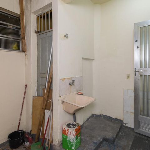 Apartamento à venda com 64m², 2 quartos e sem vagaÁrea de Serviço