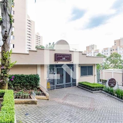 Apartamento à venda com 68m², 3 quartos e 1 vaga Apartamento à venda com 68m², 3 quartos e 1 vagaFachada e portaria