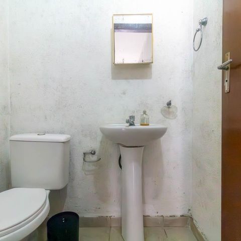Casa à venda com 108m², 3 quartos e 3 vagas Casa à venda com 108m², 3 quartos e 3 vagasLavabo 2