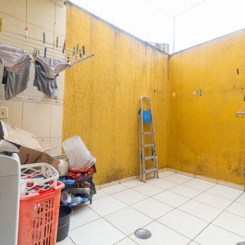 Casa à venda com 108m², 3 quartos e 3 vagas Casa à venda com 108m², 3 quartos e 3 vagasÁrea de Serviço