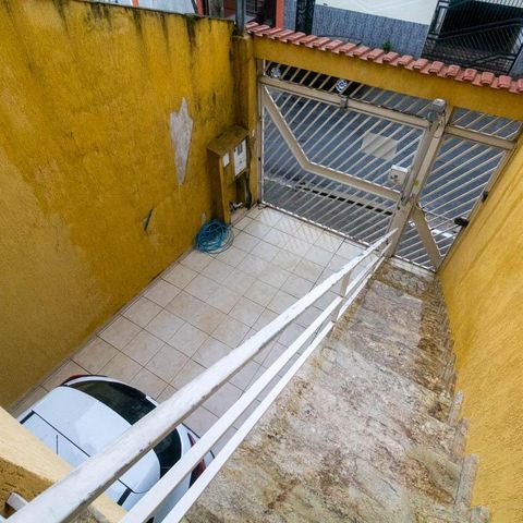 Casa à venda com 108m², 3 quartos e 3 vagas Casa à venda com 108m², 3 quartos e 3 vagasGaragem