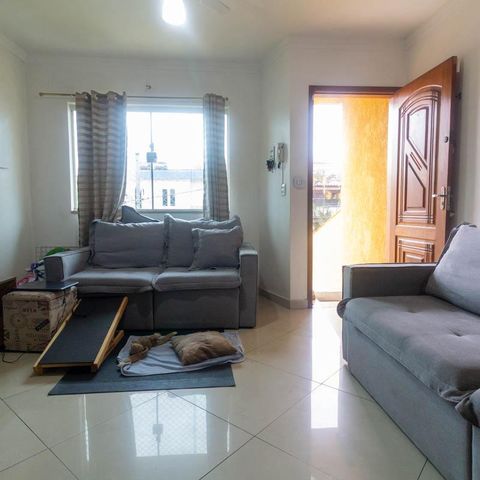 Casa à venda com 108m², 3 quartos e 3 vagas Casa à venda com 108m², 3 quartos e 3 vagasSala