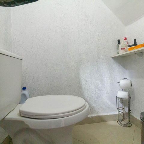Casa à venda com 108m², 3 quartos e 3 vagas Casa à venda com 108m², 3 quartos e 3 vagasLavabo 1