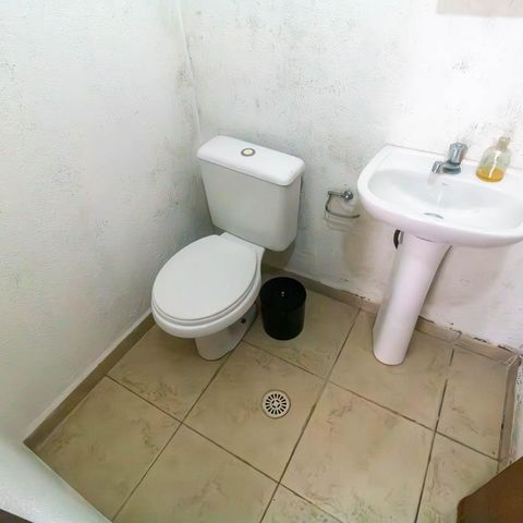 Casa à venda com 108m², 3 quartos e 3 vagas Casa à venda com 108m², 3 quartos e 3 vagasLavabo 2
