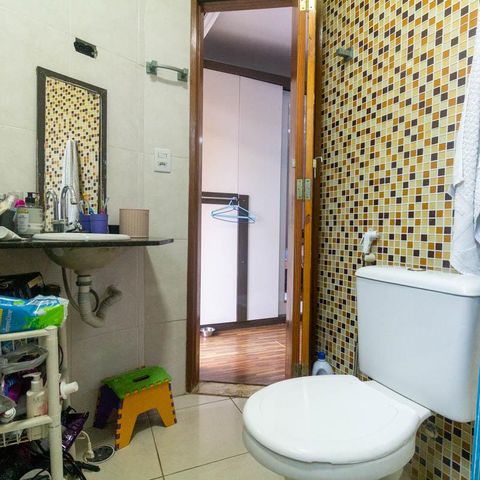 Casa à venda com 108m², 3 quartos e 3 vagas Casa à venda com 108m², 3 quartos e 3 vagasBanheiro 2