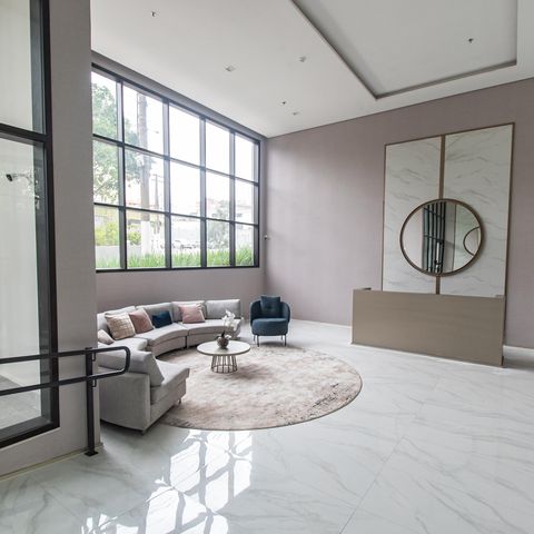 Studio à venda com 32m², 1 quarto e sem vaga Studio à venda com 32m², 1 quarto e sem vagaHall social